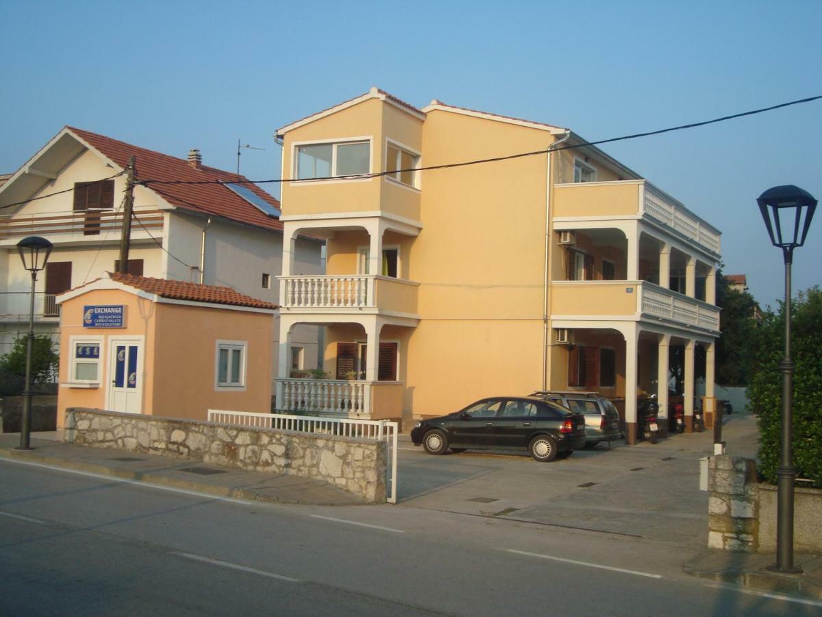 Apartment Ilina Vodice Exterior foto